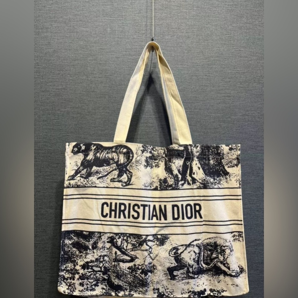 Dior Doiriviera tote bag VIP gift 37x42cm NWT